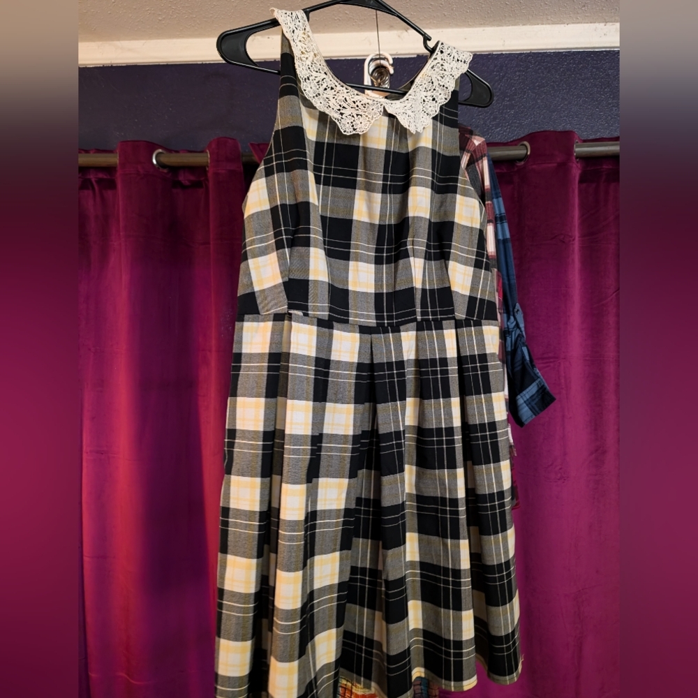 BNWT Fleet Collection/Apricity Black Plaid Sunday  Minidress